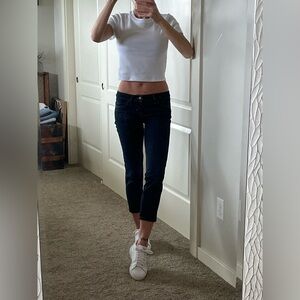 Guess cropped jeans 🔥